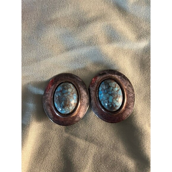 Unbranded Jewelry - Vintage Southwestern Style Turquoise Clip-On Earrings